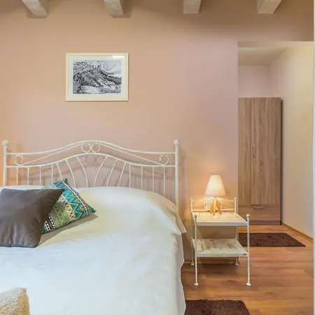 Marija Sibenik * Kljuc (Sibenik-Knin)