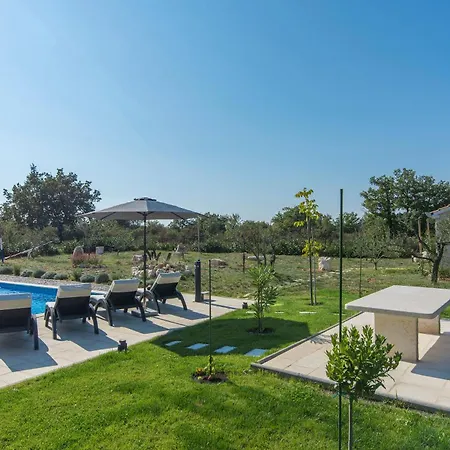 Marija Sibenik Villa *
