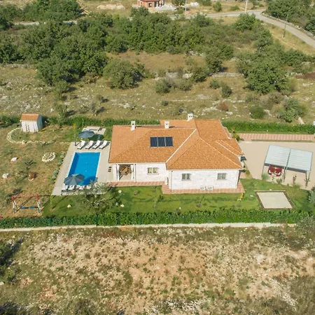 Marija Sibenik Villa