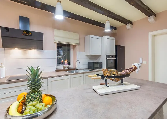 Marija Sibenik * Kljuc (Sibenik-Knin)