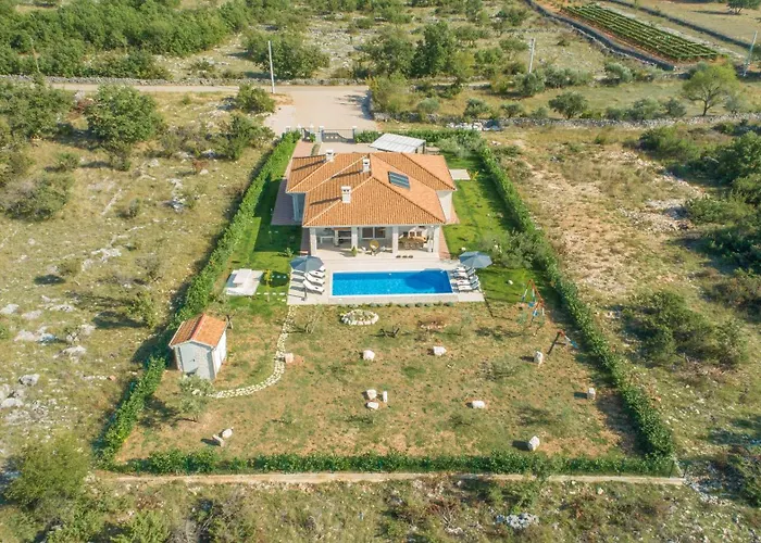 Marija Sibenik וילה